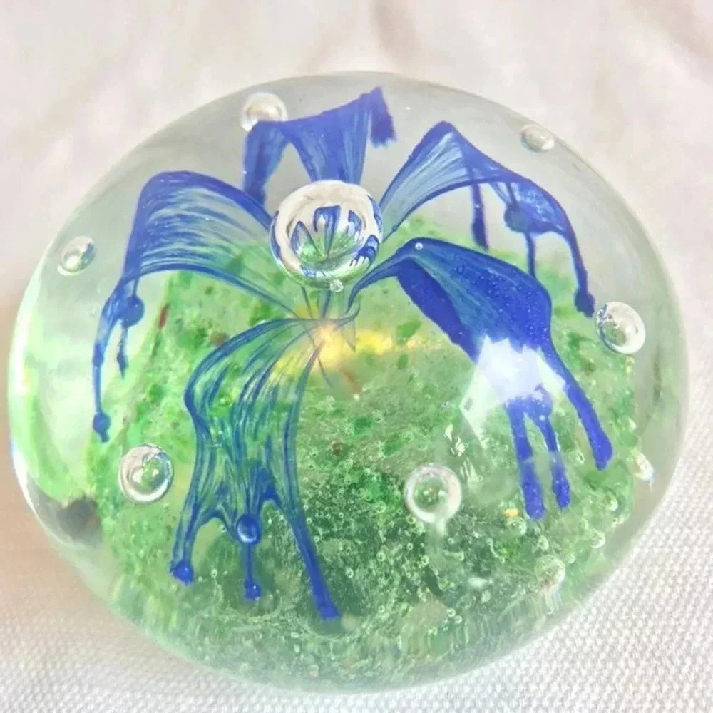 Beautiful artwork Glass Paperweight